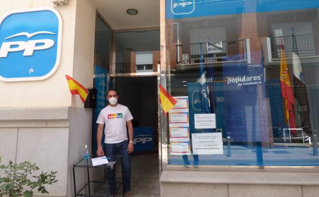 El PP de Castuera se une a campaña de recogida de firmas contra los indultos