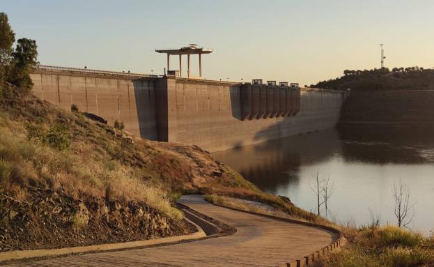 Los embalses de La Serena y Zújar registran un descenso de 15 hectómetros cúbicos en los últimos siete días