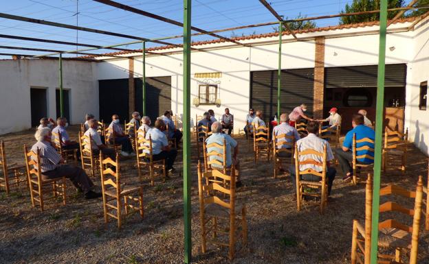 La Peña Flamenca 'Manzanito de Castuera' convoca una Asamblea General Extraordinaria de socios