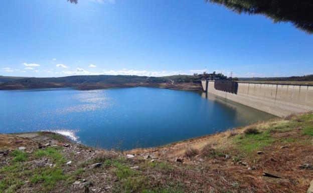 Los embalses de La Serena y Zújar registran un descenso de 9 hectómetros cúbicos en los últimos siete días