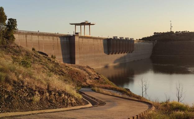 Los embalses de La Serena y Zújar registran un descenso de 1 hectómetro cúbico en los últimos siete días