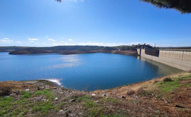 Los embalses de La Serena y Zújar registran un descenso de 2 hectómetros cúbicos en los últimos siete días