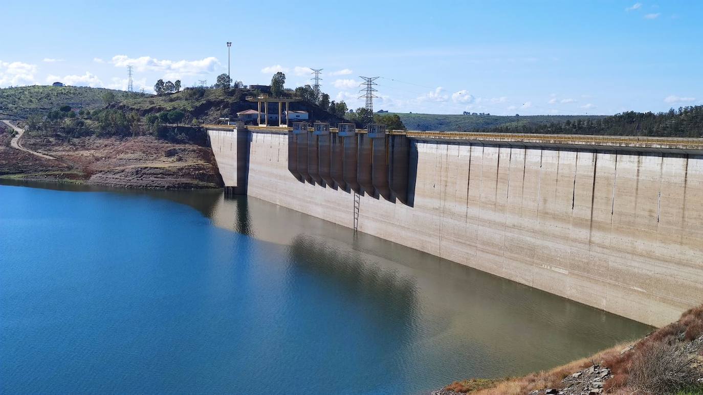 Los embalses de La Serena y Zújar se mantienen con el mismo nivel de agua embalsada
