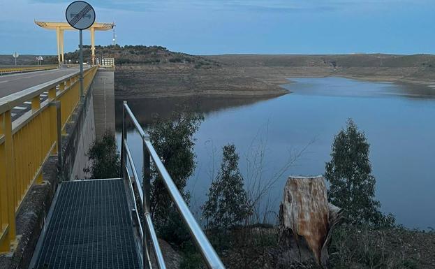 Los embalses de La Serena y Zújar bajan 1 hectómetro cubico respecto a la medición de hace 7 días