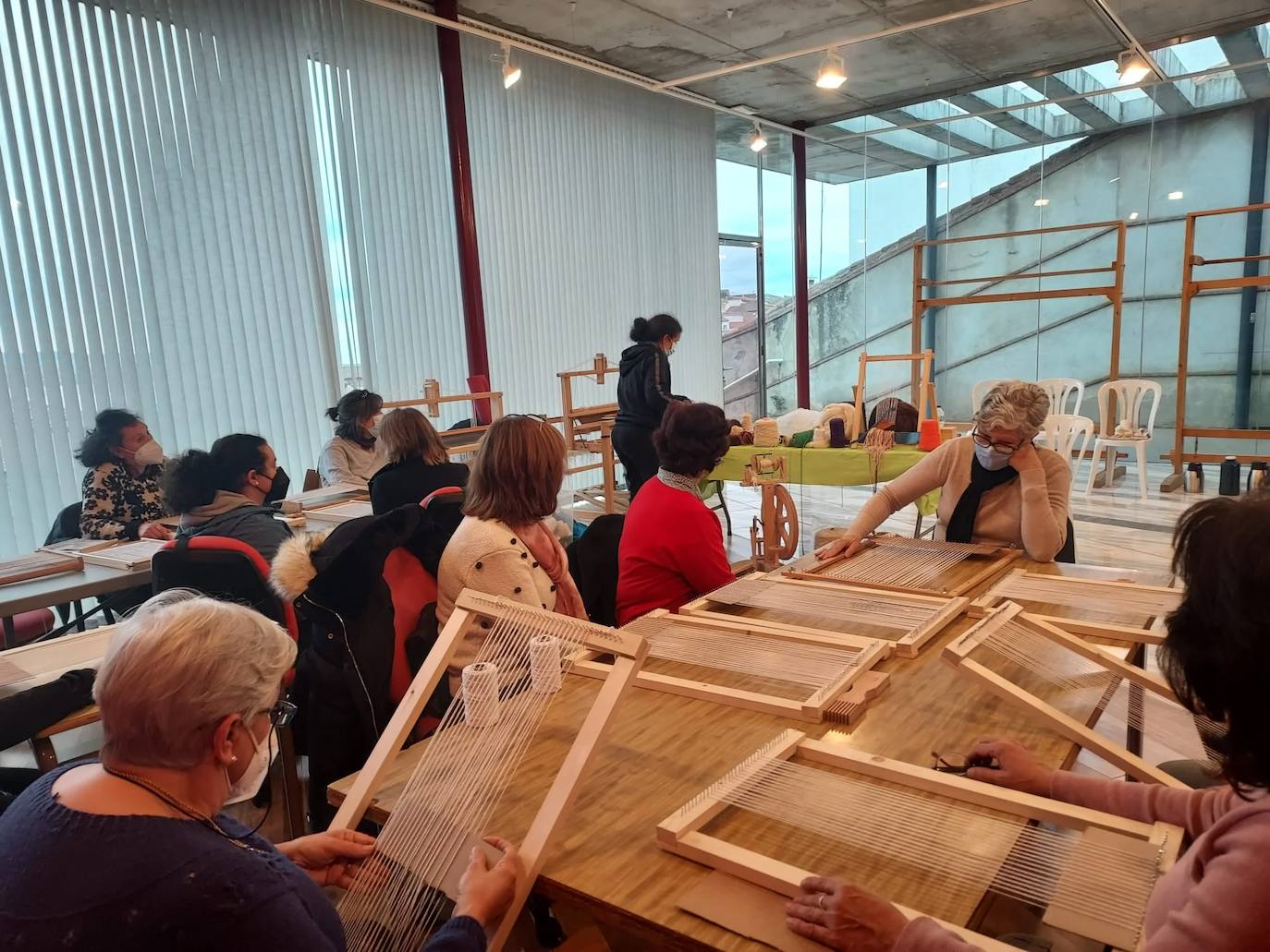 La Universidad Popular celebró un 'Encuentro de Artesanías Textiles'