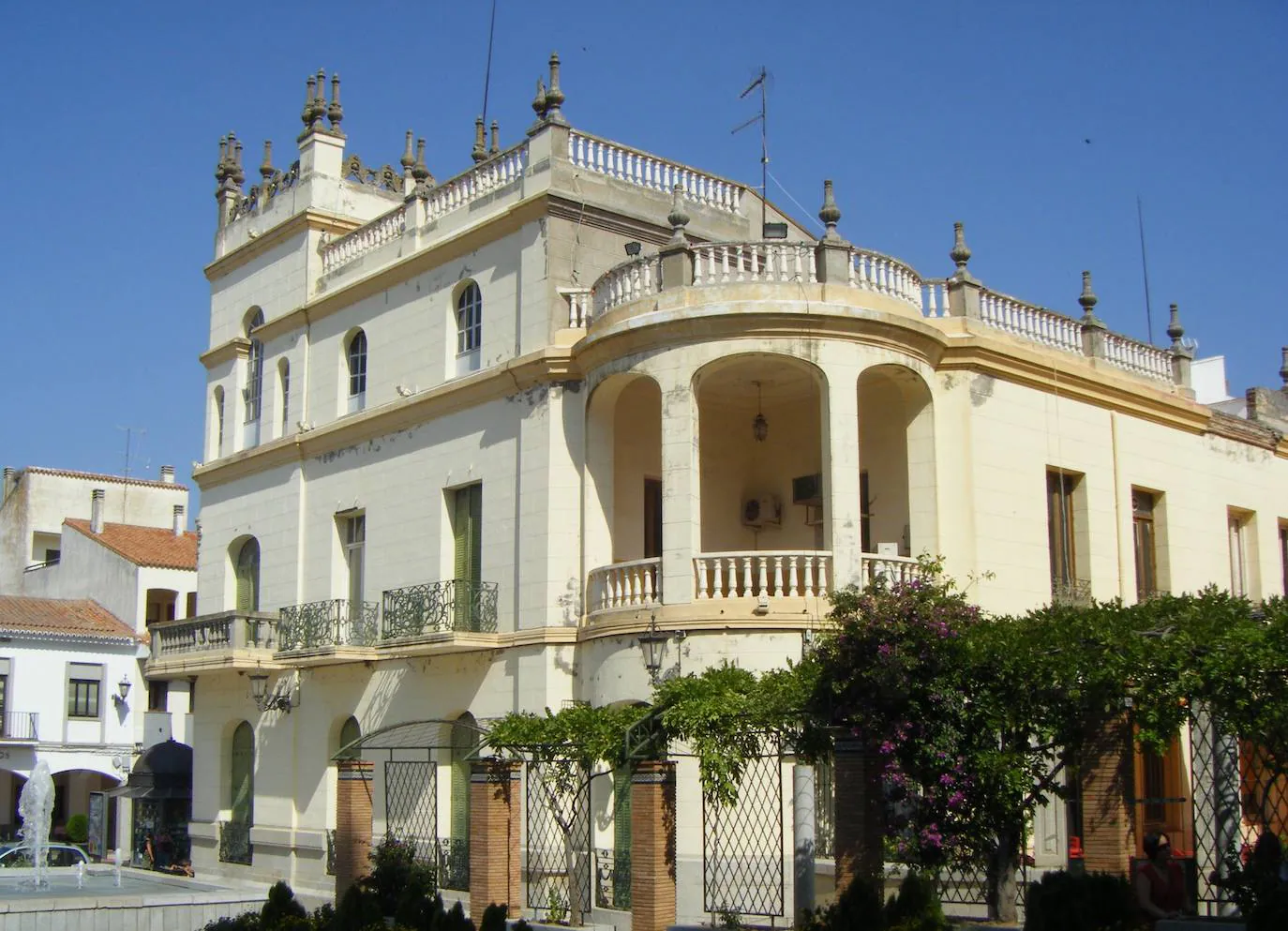 La comunidad de propietarios de la Casa-Palacio de los Condes de Ayala celebrará el sábado 9 de julio Asamblea General Extraordinaria
