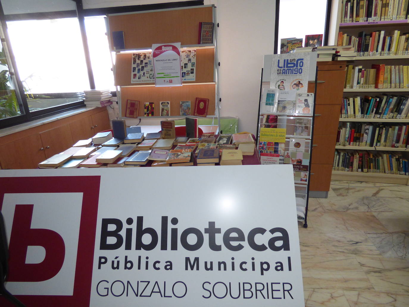El Ayuntamiento recibe una subvención de 2.500 euros para la biblioteca municipal