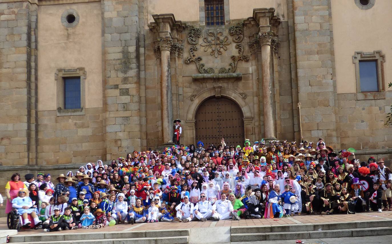 Sábado de Carnaval con buen ambiente y participación