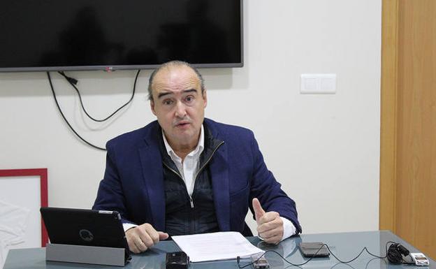 Nuevo rifirrafe entre el PSOE y el PP, ahora por la selección de un administrativo para Emdecoria