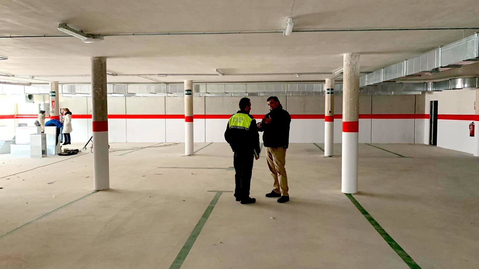 Finalizan las obras del aparcamiento construido bajo la plaza Doctor Viera