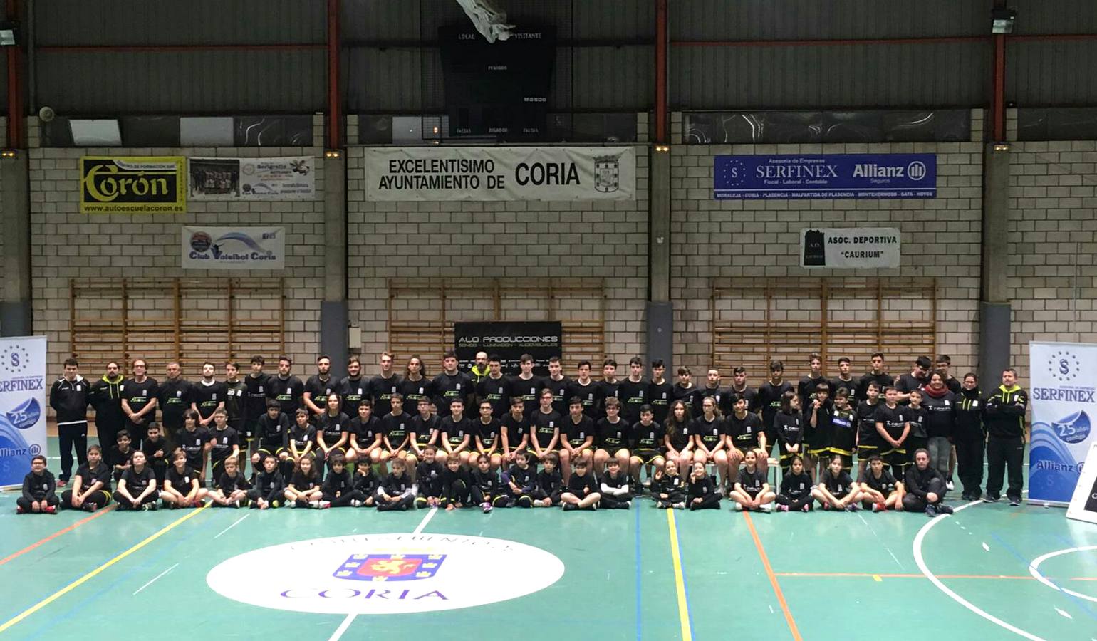 Presentación oficial de la AD Caurium, que apuesta de nuevo por el baloncesto base