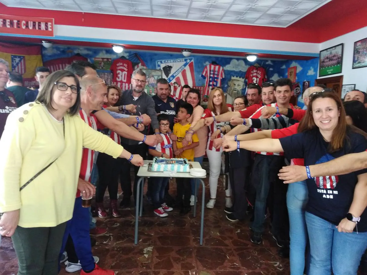 La peña Atlético de Madrid de Coria celebró su fiesta anual con variedad de actos