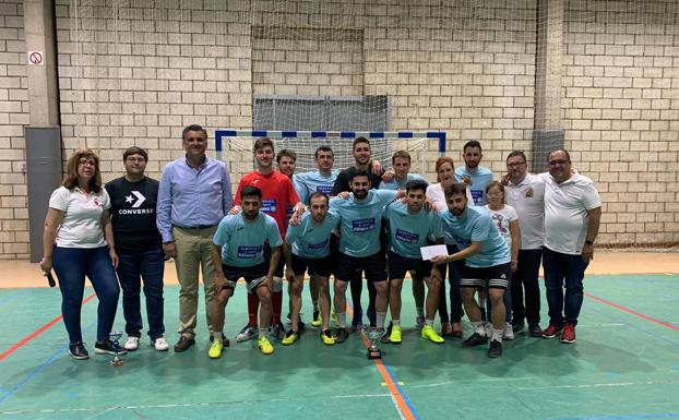Serfinex Allianz de Coria ganador de las 24 horas de Fútbol Sala de la peña La Geta