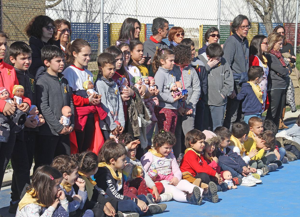 Los colegios Camilo Hernández y Virgen de Argeme celebraron el Día Internacional contra el Cáncer Infantil