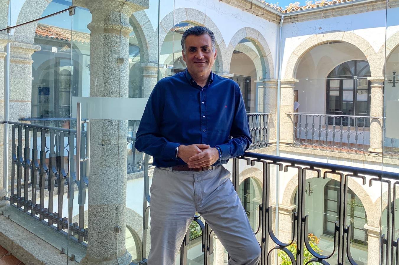 El alcalde lamenta que la ayuda de Diputación al empleo obligue a los municipios a poner mucho dinero