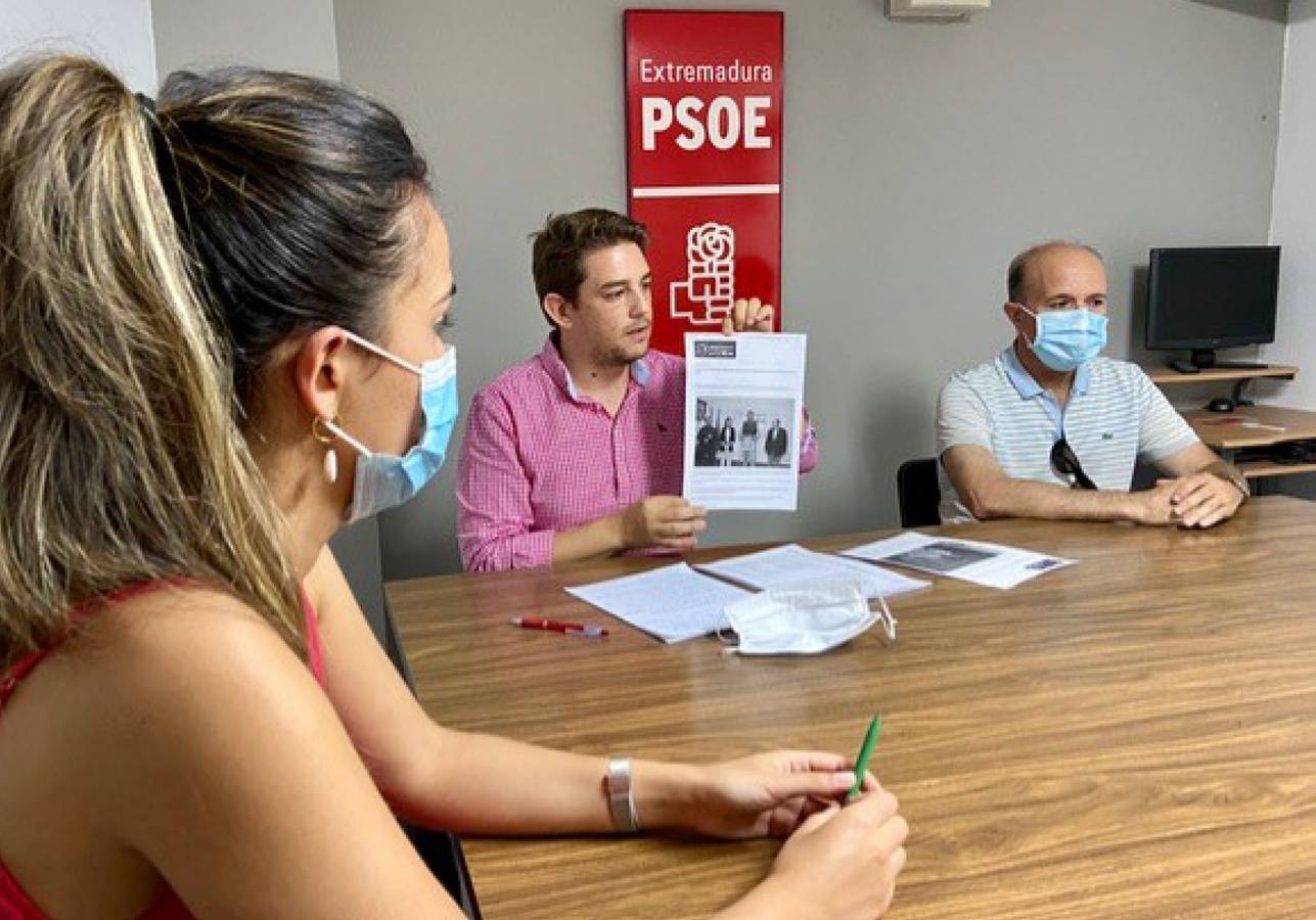 Lisero «el alcalde pidió en marzo llevar el PGM a la CUOTEx»
