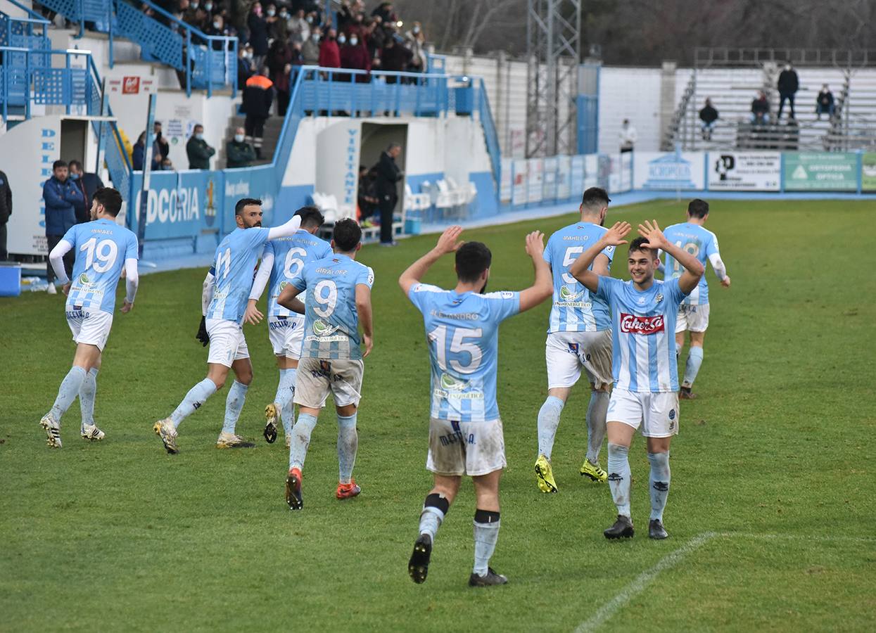 Superioridad del Coria ante un combativo Valdivia