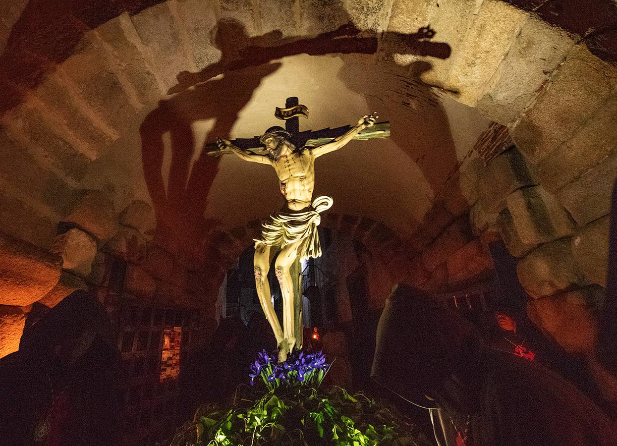 El Lunes Santo se venerará la imagen del Cristo de los Afligidos en la parroquia de Santiago Apóstol