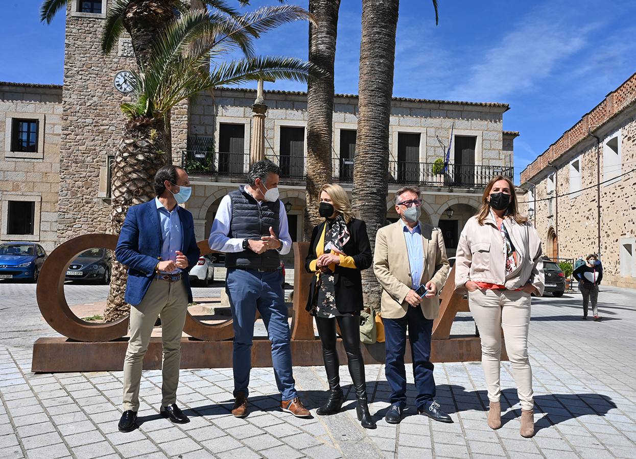 Jornada de trabajo de diputados del grupo popular en la Asamblea y el equipo de gobierno del Ayuntamiento