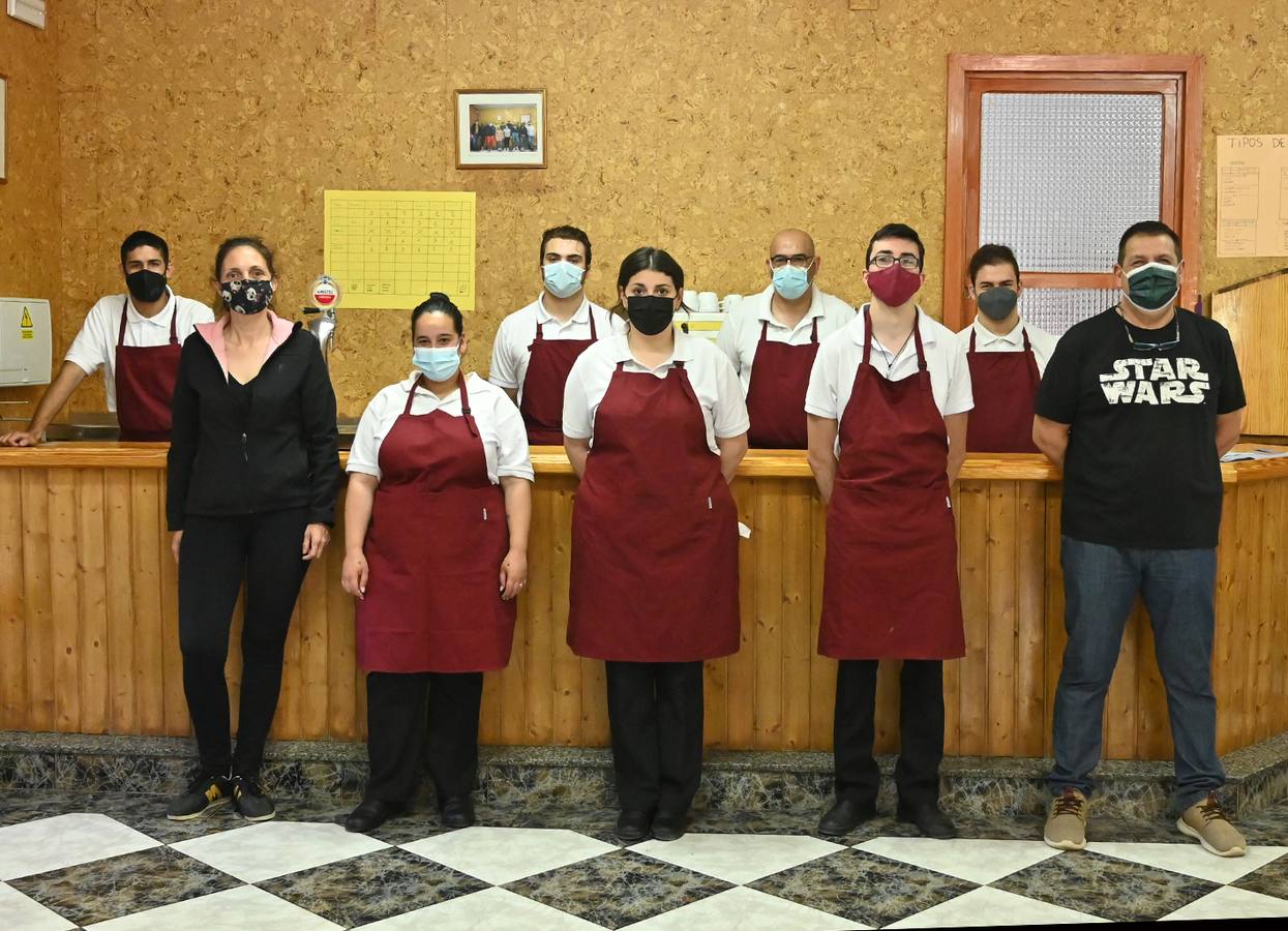 El 31 de mayo finaliza el curso de Operaciones Básicas de Restaurante y Bar en la Casa Verde