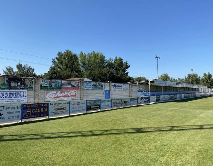 Aprobada la inversión para las nuevas gradas de preferencia del campo de fútbol La Isla