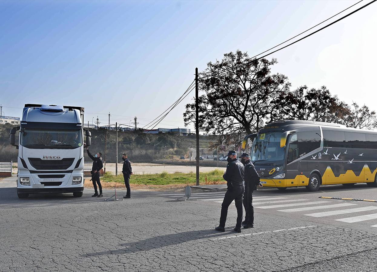 La Policía Local se une a la Campaña de la DGT sobre el control y vigilancia de autobuses y camiones