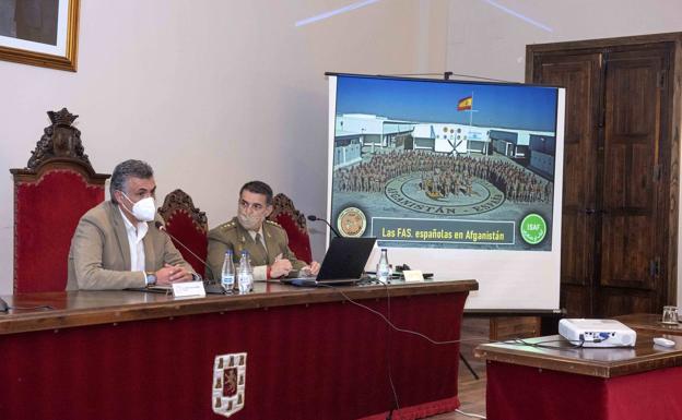El Ayuntamiento de Coria acoge la exposición 'Misión Afganistán'