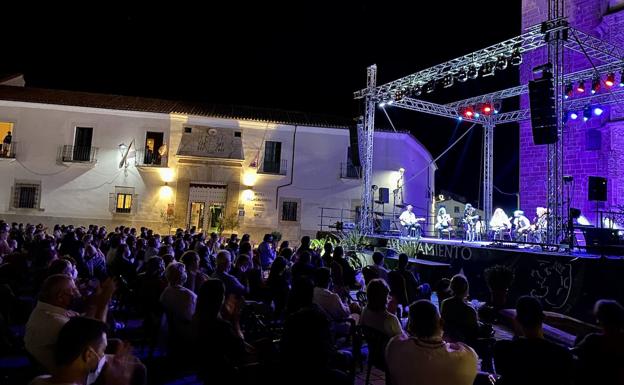 Coria celebrará en agosto la XXV edición del Festival Internacional de Guitarra