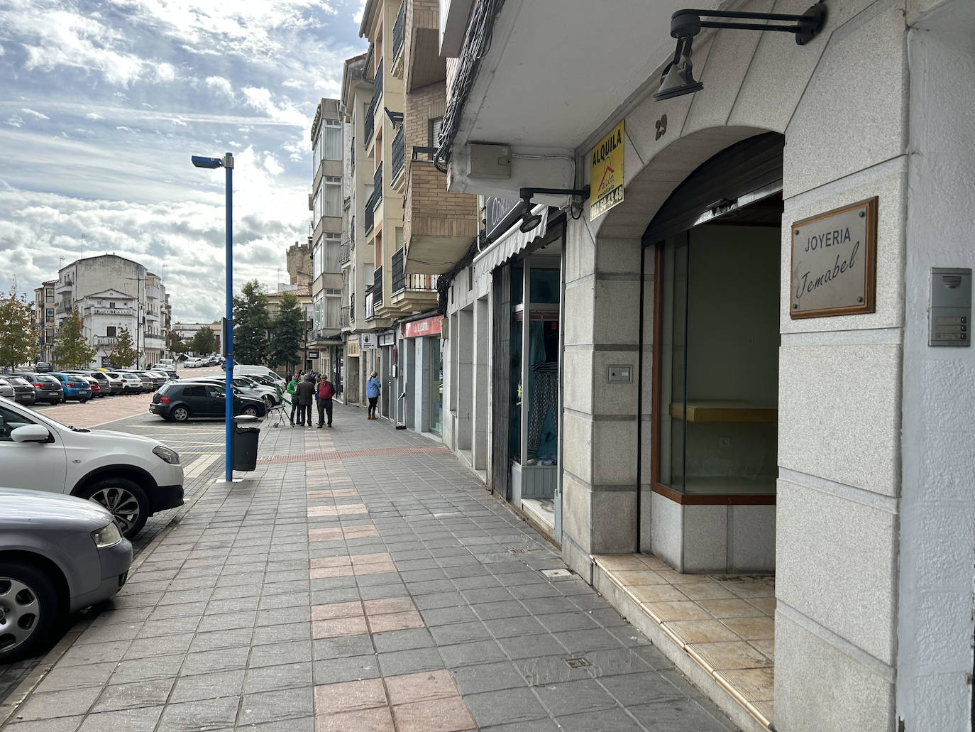 UATAE hace un llamamiento para realizar las compras en comercios locales