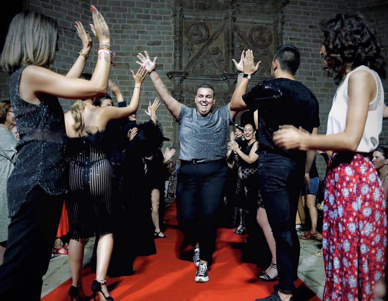 El diseñador Juan José Hernández cierra temporada con un desfile el próximo 19 de noviembre