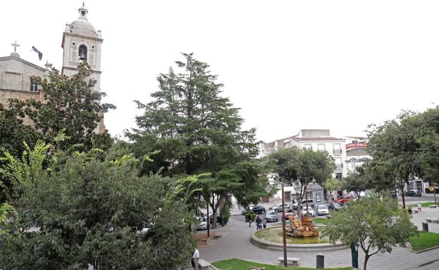 La reforma de la plaza de España de Don Benito recibe cinco ofertas