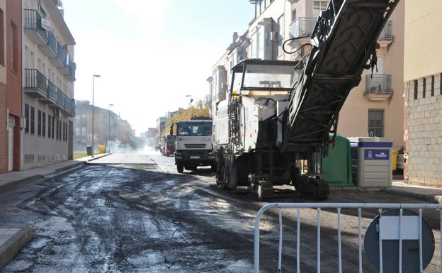 Urbanismo destina 300.000 euros al asfaltado de varias calles