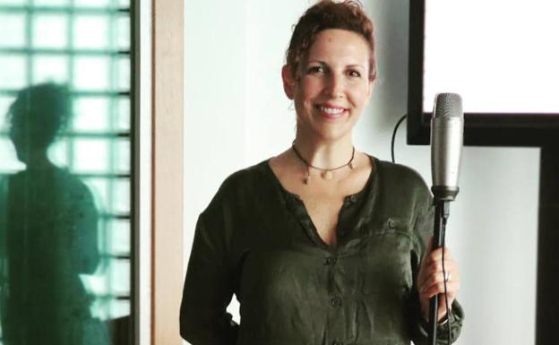 Iratxe Gómez, la voz de Siri, hará el encendido navideño el 3 de diciembre