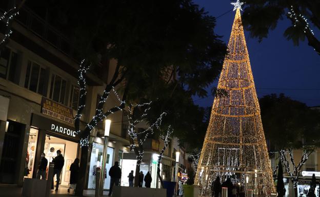 El comercio local aguarda con ilusión las compras navideñas