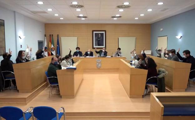 PSOE, Cs y Alarcón aprueban los presupuestos municipales de Don Benito