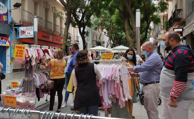 El comercio de Don Benito vuelve a salir a la calle con sus productos
