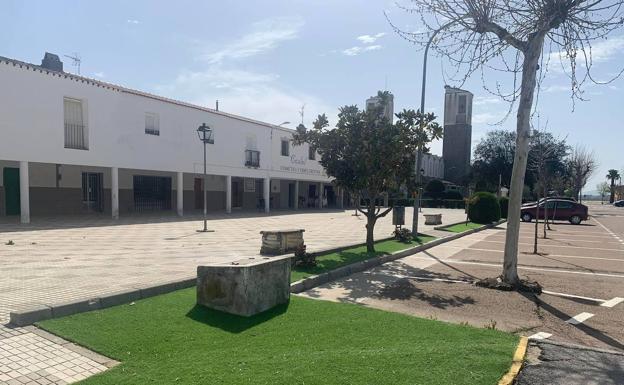Mejoras en calles y acerados en Hernán Cortés