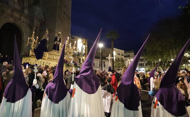 El Medinaceli desafió a la lluvia en el Martes Santo