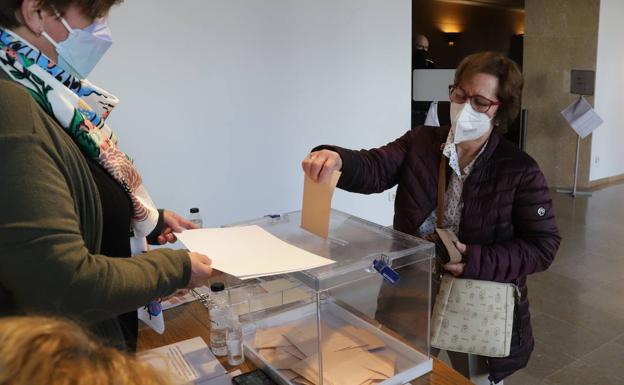 Un juzgado de Mérida admite a trámite el recurso de Siempre Don Benito contra el proceso de fusión