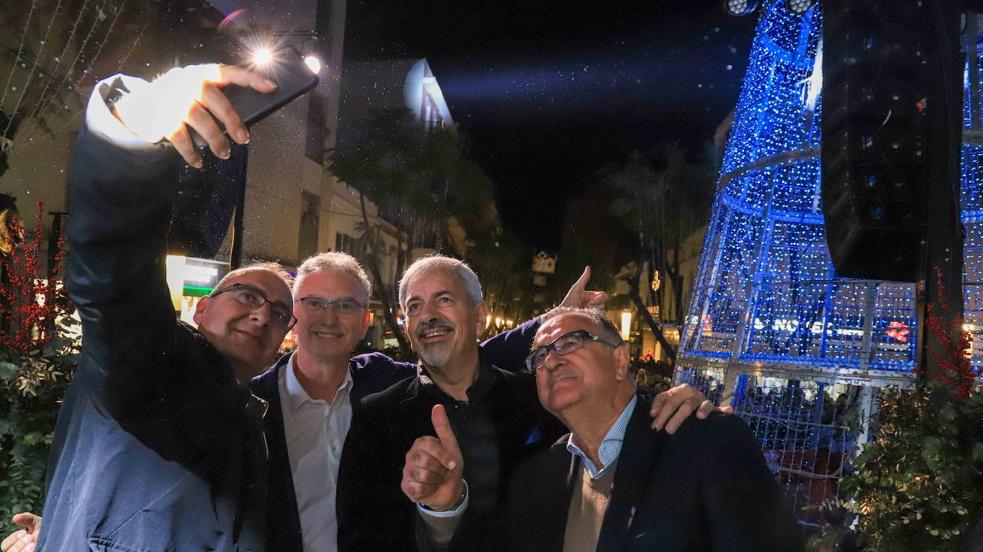 Carlos Sobera enciende la Navidad en Don Benito