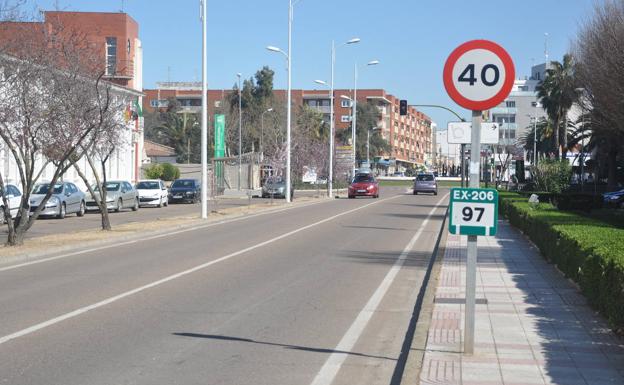 El nuevo plan de asfaltado incluye más de medio centenar de vías con un presupuesto de 1,5 millones