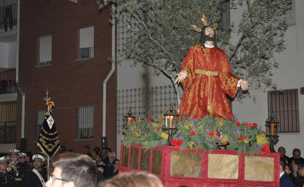 La Hermandad de la Oración en el Huerto presenta el libro 'Misiones del Rosario'