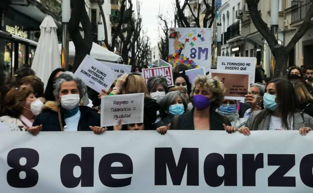 El 8M se celebra con una amplia programación de talleres y actividades