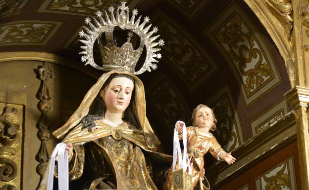 Santa Ana reabre sus puertas con el Triduo a la Virgen del Carmen