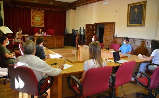 El pleno municipal aprueba la recepción de la nueva estación potabilizadora del Sillo