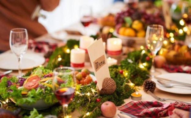 Algunas personas que viven solas van a contar con una cena distinta en Nochebuena y Nochevieja
