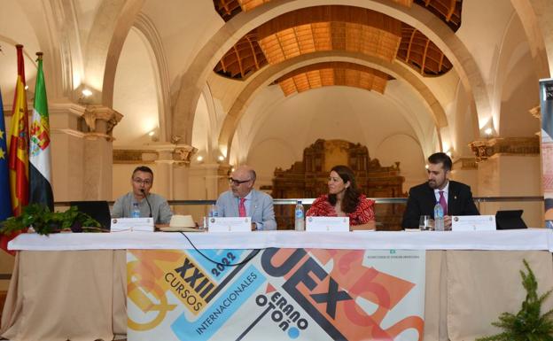 Fregenal acoge a la Universidad de Extremadura de la mano de Arias Montano