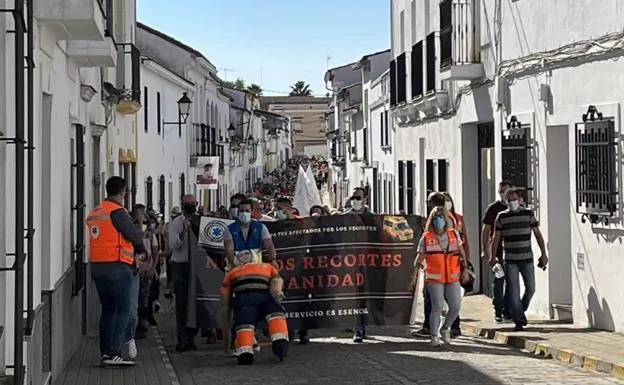 El Ayuntamiento convoca una manifestación en defensa del sistema sanitario en la comarca