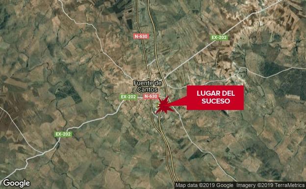 Dos heridos en una colisión entre una autocaravana y un camión en la A-66 a la altura de Fuente de Cantos
