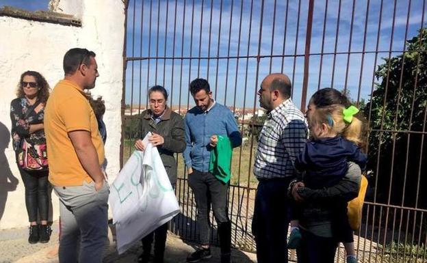 Los cuatro niños no admitidos en el colegio público de Fuente de Cantos irán al concertado
